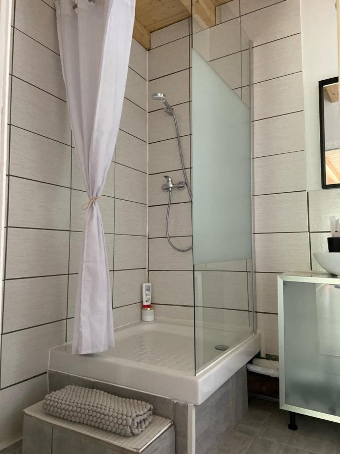 Le Chene: Petit Chalet Cosy Proche De Mulhouse Riedisheim Zewnętrze zdjęcie